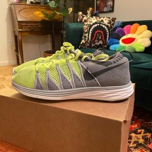 Nike flynit lunar 2 volt wolf grey